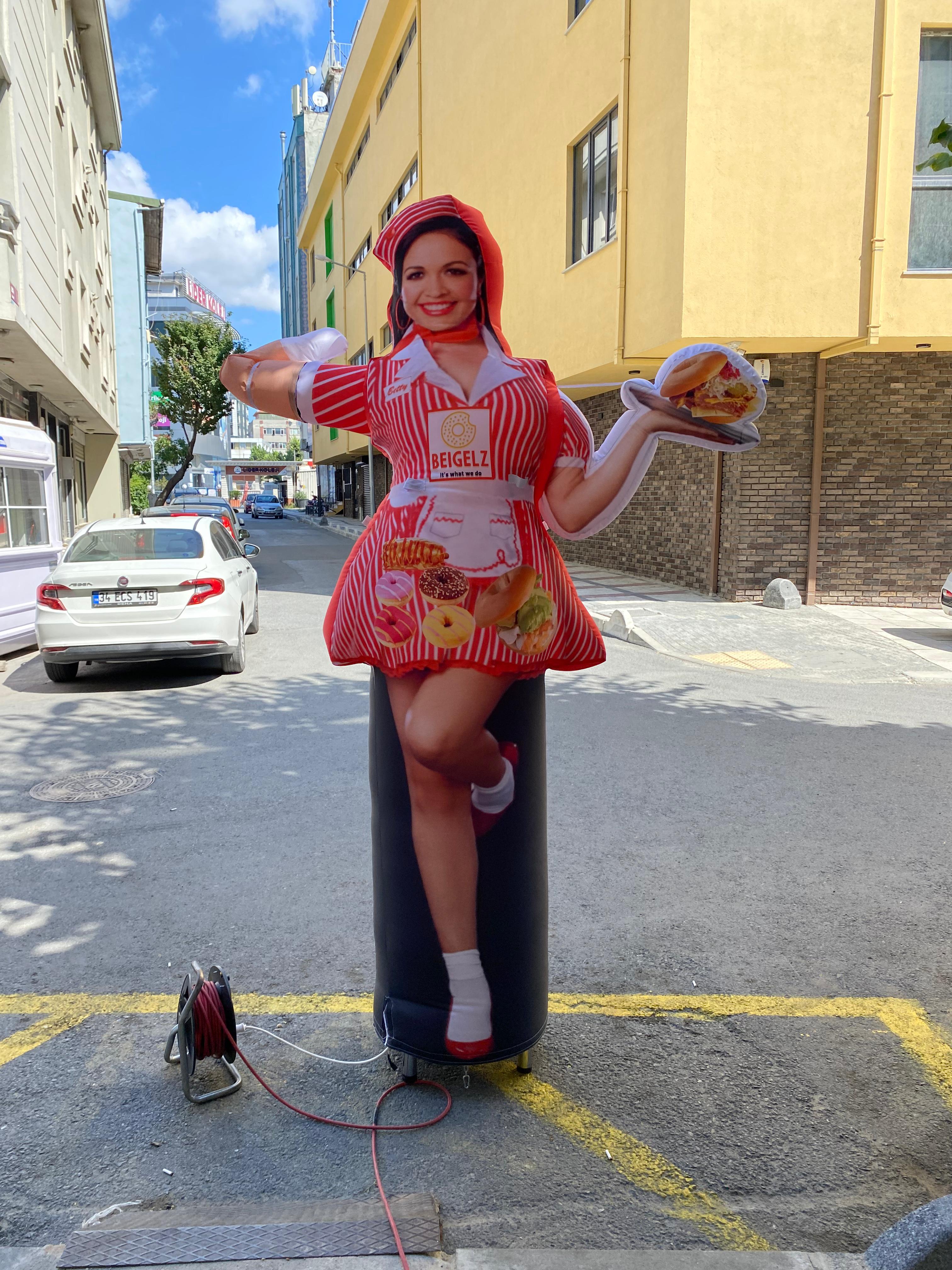 Gel Gel Balon Kadın Figür